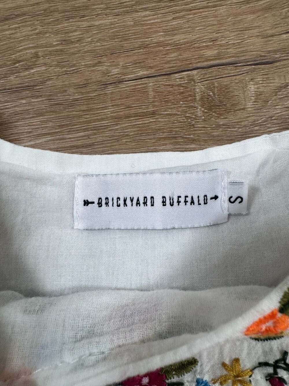 Brickyard Buffalo White Floral Embroidered Shift Dress S Boho Rayon - Picture 5 of 12